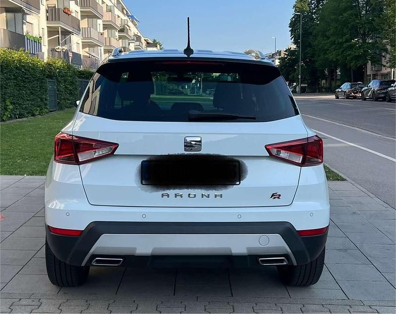 Weiß Gebraucht 2018 Seat Arona FR SUV | 13.600 € (Fairer Preis) - Bild 1/4
