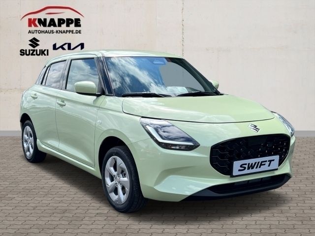 Gebraucht Suzuki Swift Comfort 83 PS (61 kW) 2024 Gruen Kleinwagen