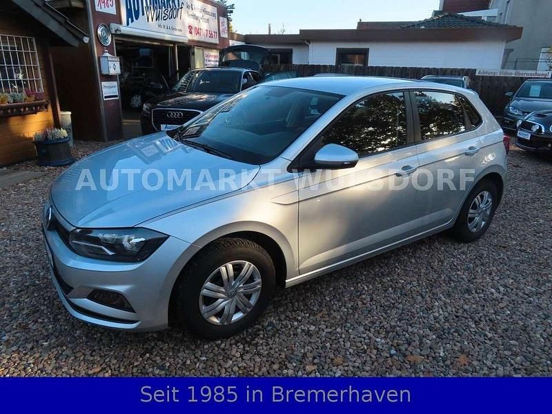 Gebraucht VW Polo Trendline 75 PS (55 kW) 2018 Silber Kleinwagen