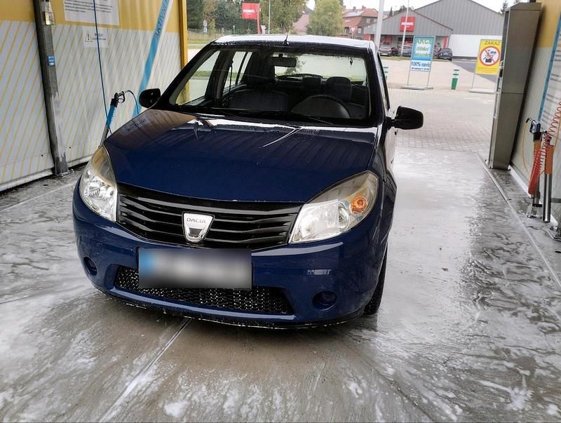 Używany Dacia Sandero 75 KM (55 kW) 2009 Niebieski Kombi