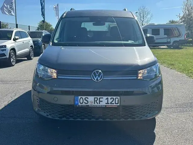 Używany VW Caddy Life 122 KM (89 kW) 2023 Szary Minivan