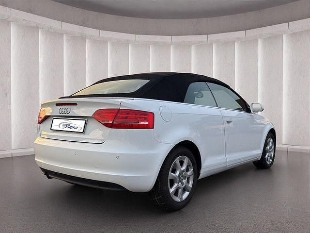 Gebraucht Audi A3 Cabriolet Attraction 105 PS (77 kW) 2012 Weiß Cabrio