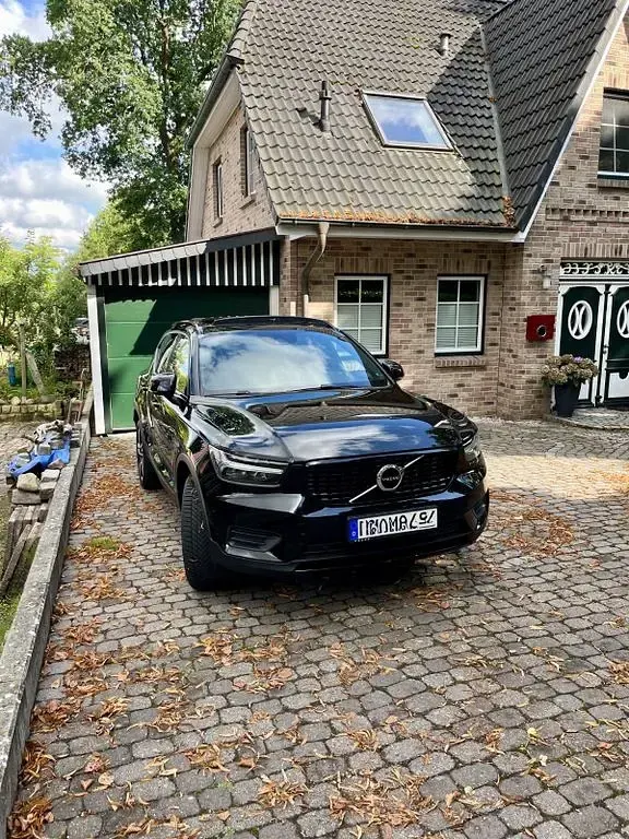 Gebraucht Volvo XC40 R-Design 150 PS (110 kW) 2020 Schwarz SUV