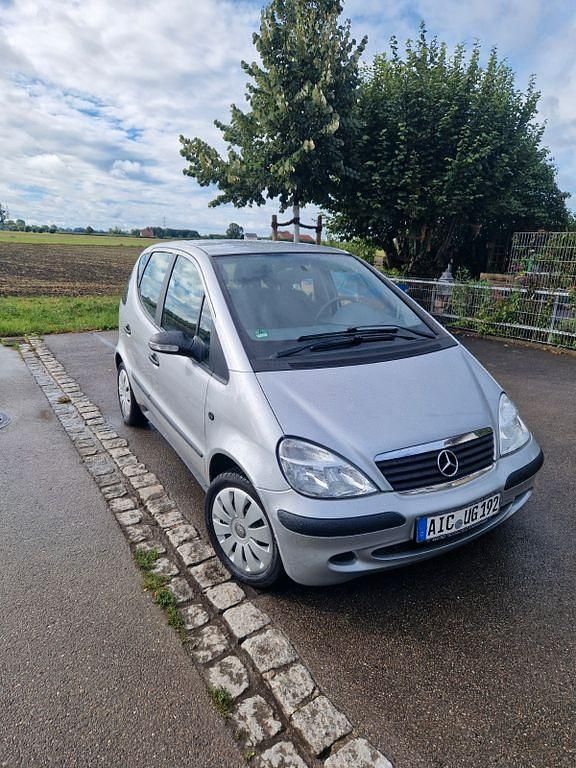 Silber Gebraucht 2003 Mercedes A160 Classic Van / Kleinbus | 1.700 € (Fairer Preis) - Bild 1/4