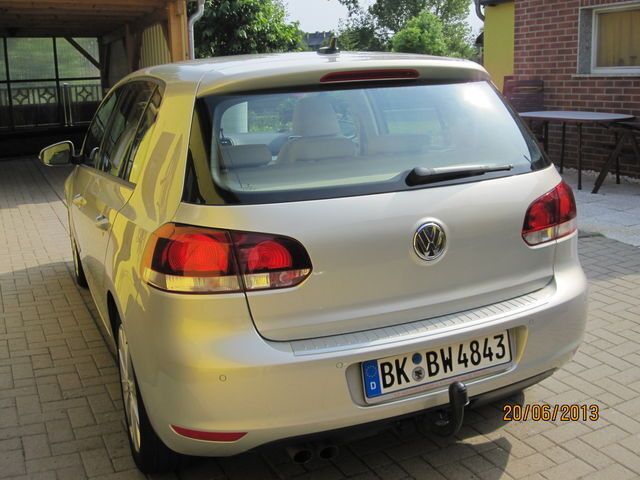Gebraucht VW Golf VI 122 PS (89 kW) 2009 Silber metallic Kleinwagen
