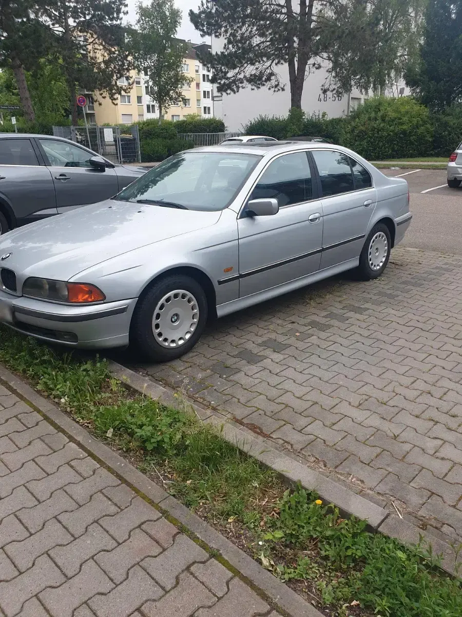 Gebraucht BMW 520 170 PS (125 kW) 1998 Silber Limousine