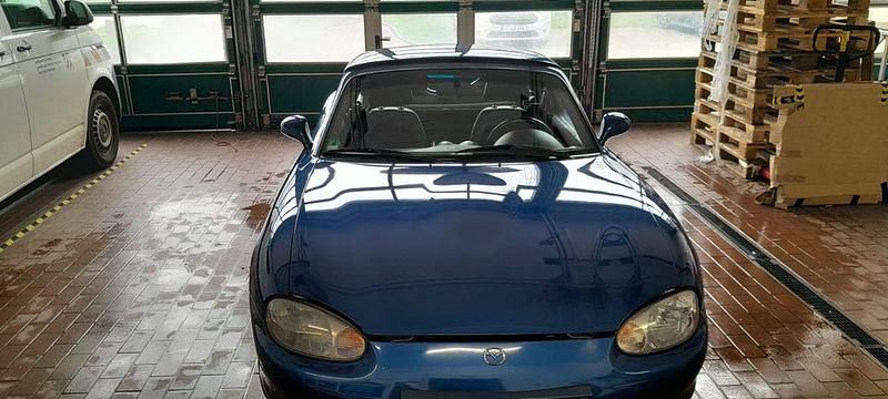 Gebraucht Mazda MX5 140 PS (102 kW) 1999 Blau Cabrio