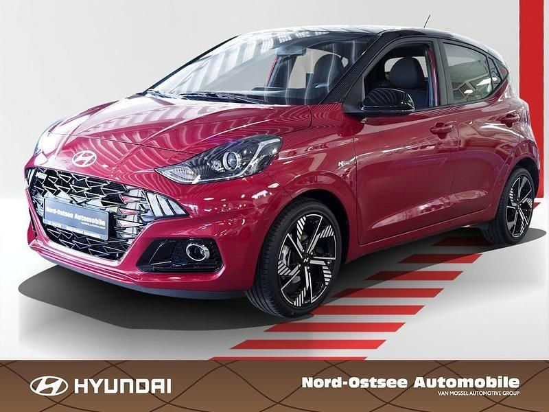 Dragon red/ phantom black Neu 2025 Hyundai i10 N Line Kleinwagen | 23.260 € (Teuer) - Bild 1/4