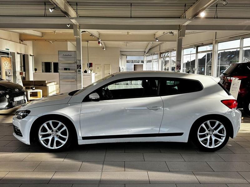 Gebraucht VW Scirocco Sport 122 PS (89 kW) 2009 Weiß Coupé