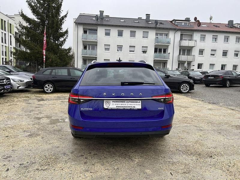 Gebraucht Skoda Superb Style 200 PS (147 kW) 2021 Blau Kombi