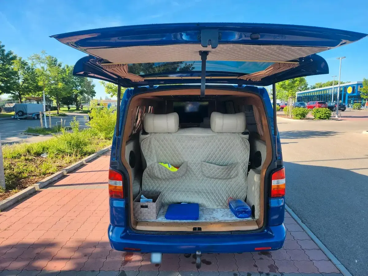 Gebraucht VW T5 131 PS (96 kW) 2009 Blau Van
