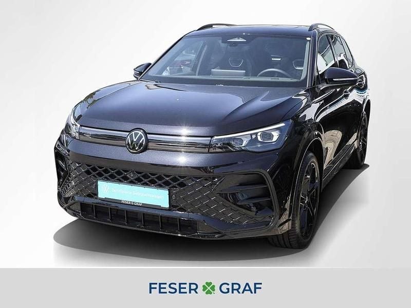 Deep black perleffekt Gebraucht 2024 VW Tiguan R-line SUV | 44.840 € (Guter Preis) - Bild 1/2