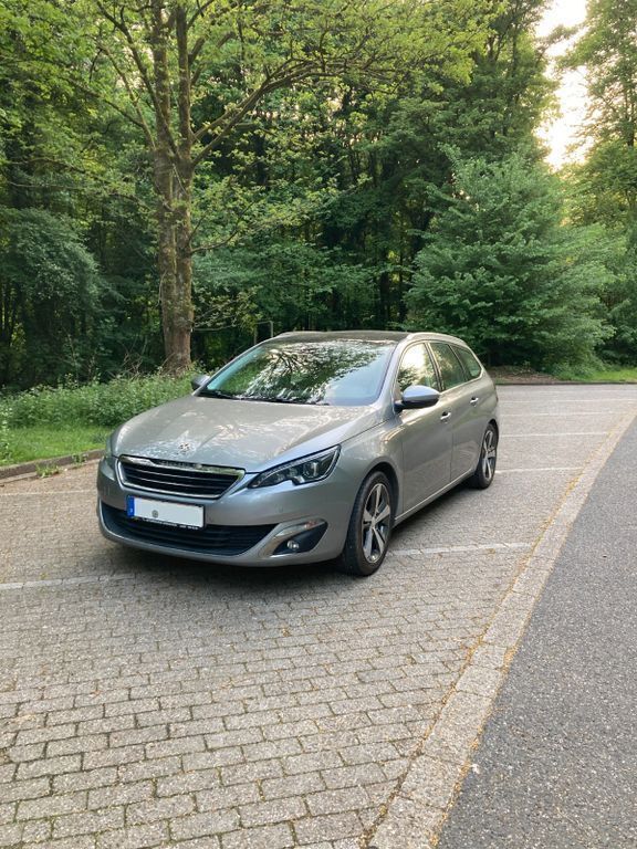 Grau Gebraucht 2015 Peugeot 308 Style Kombi | 6.199 € (Guter Preis) - Bild 1/4