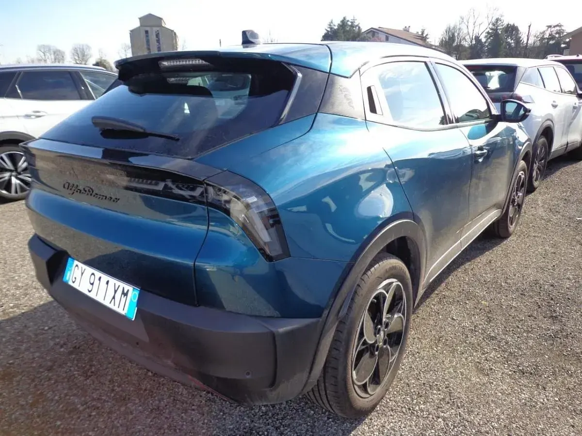 Gebraucht Alfa Romeo Junior 116 kW (158 PS) 2025 Blau SUV