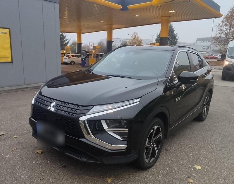 Blau Gebraucht 2022 Mitsubishi Eclipse Cross SUV | 18.950 € (Guter Preis) - Bild 1/4