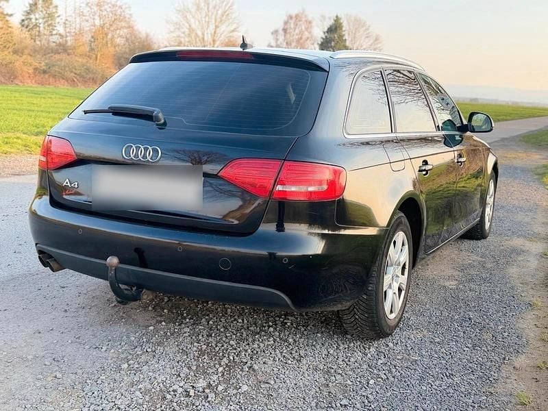 Gebraucht Audi A4 143 PS (105 kW) 2008 Schwarz Kombi