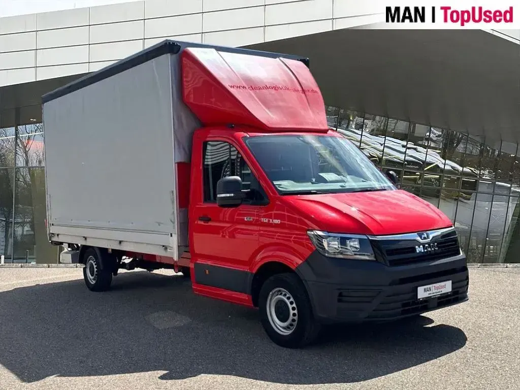 Gebraucht MAN TGE 177 PS (130 kW) 2022 Rot Van