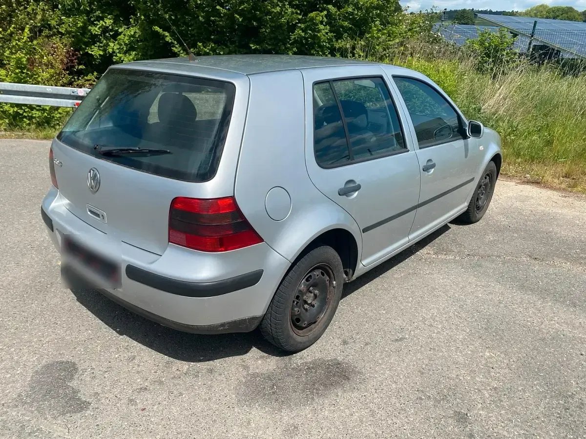 Gebraucht VW Golf IV 75 PS (55 kW) 2002 Silber Limousine