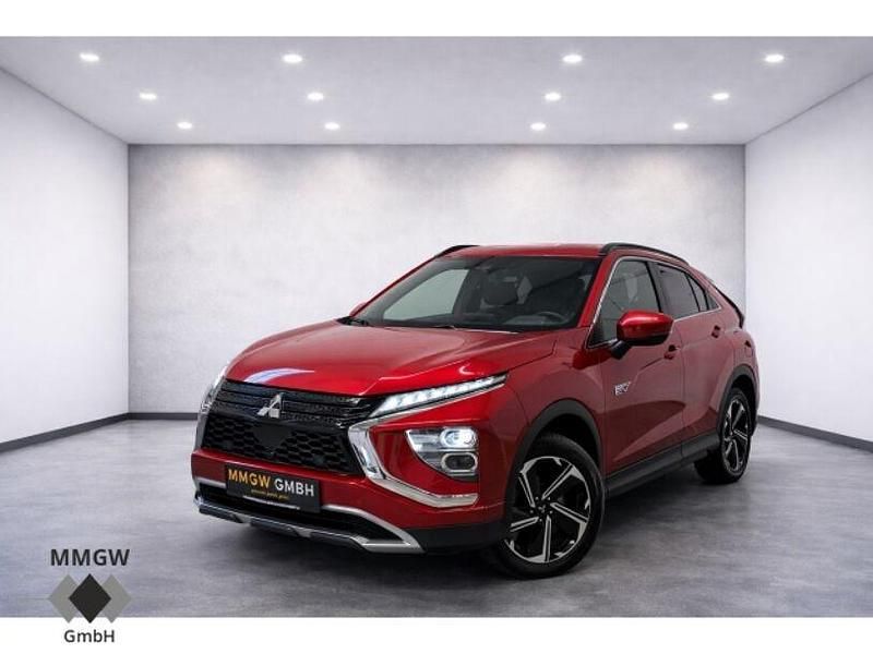Gebraucht Mitsubishi Eclipse Cross Plus 188 PS (138 kW) 2022 Red diamond SUV