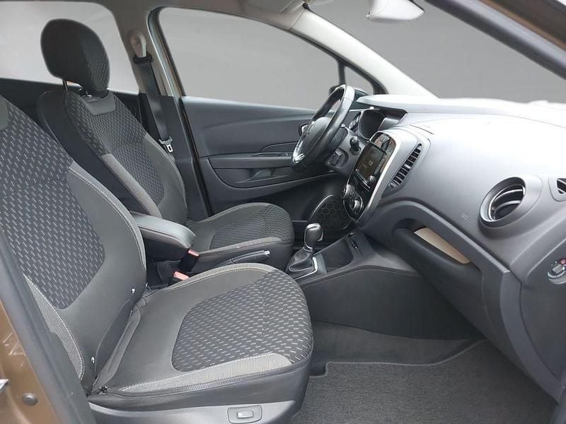 Gebraucht Renault Captur 118 PS (86 kW) 2018 SUV