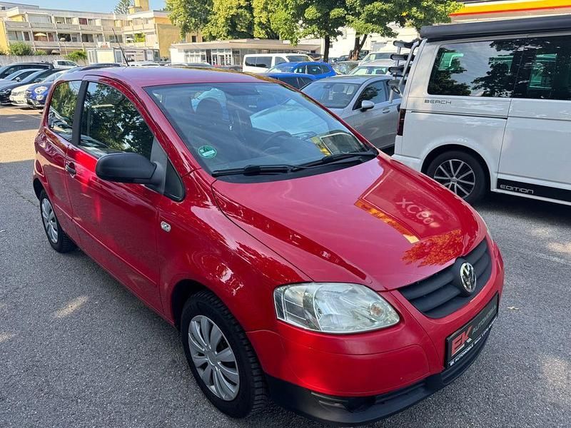 Gebraucht VW Fox Refresh 54 PS (39 kW) 2009 Rot Kleinwagen