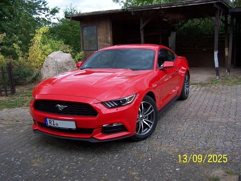 Rot Gebraucht 2017 Ford Mustang Coupé | 25.000 € (Guter Preis) - Bild 1/4