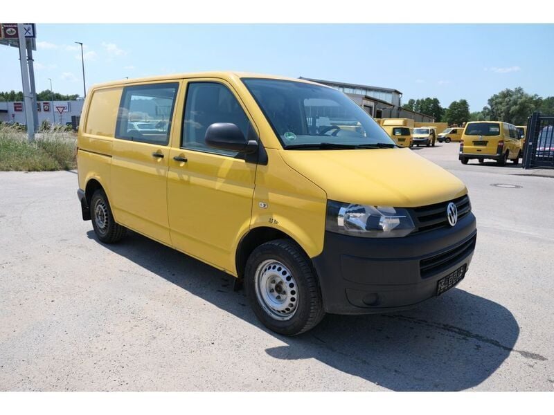 Gebraucht VW T5 84 PS (61 kW) 2013 Ginstergelb r1032 Van
