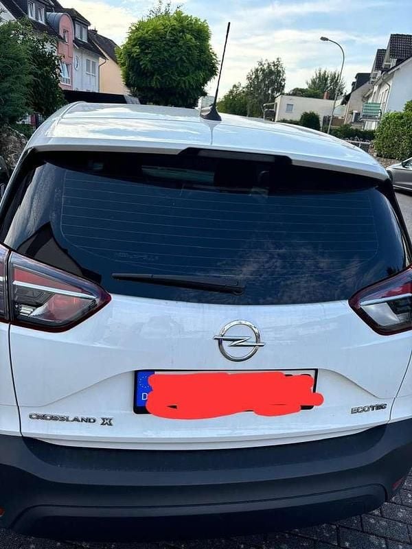 Weiß Gebraucht 2017 Opel Crossland X Edition SUV | 9.999 € (Guter Preis) - Bild 1/4