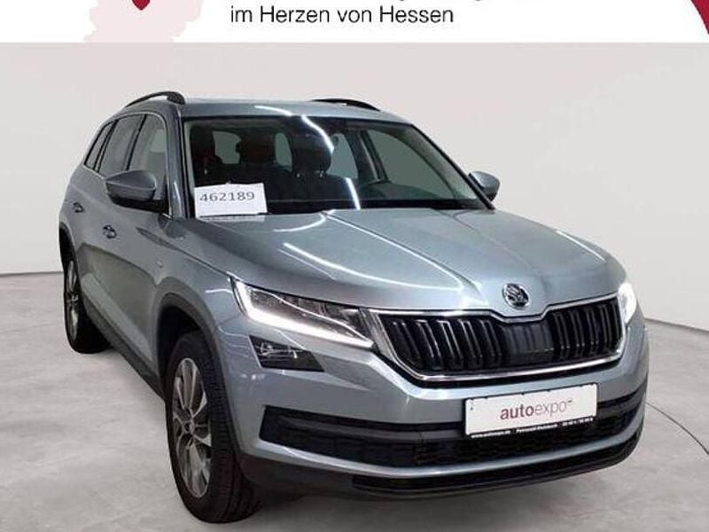 Empiregrau metallic Gebraucht 2021 Skoda Kodiaq Clever SUV | 22.490 € (Guter Preis) - Bild 1/4