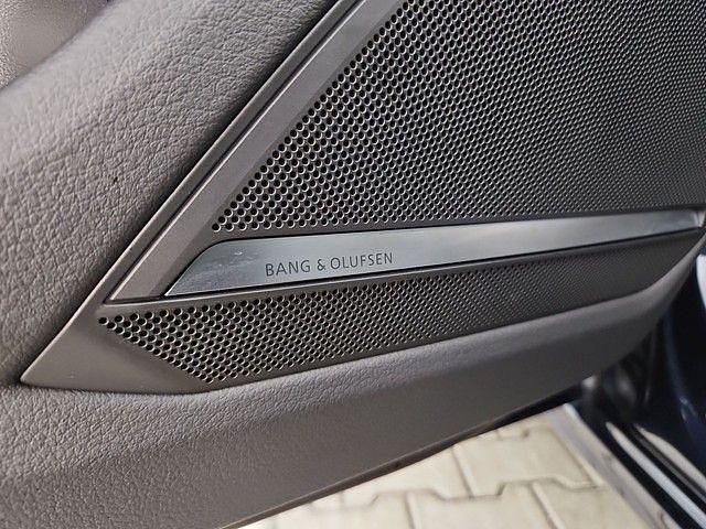 Gebraucht Audi A6 S-Line 204 PS (150 kW) 2025 Firmamentblau metallic Kombi