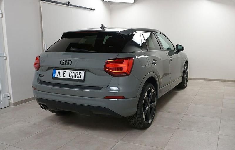 Gebraucht Audi Q2 S-Line 150 PS (110 kW) 2019 Grau SUV
