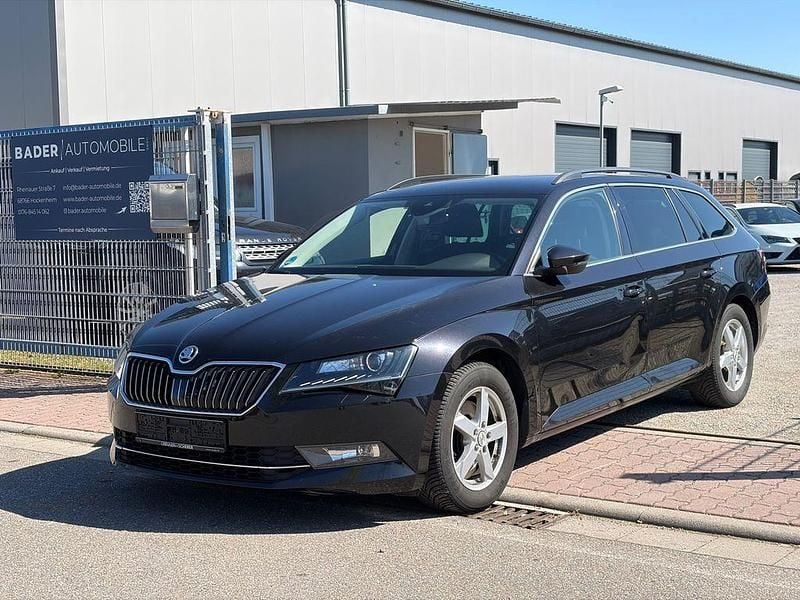 Gebraucht Skoda Superb Ambition 190 PS (139 kW) 2018 Schwarz Kombi