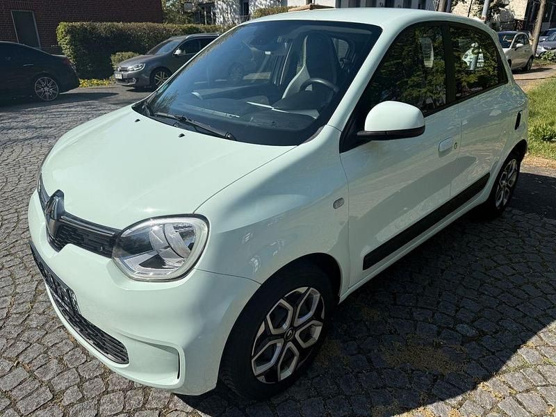 Gebraucht Renault Twingo LIMITED 73 PS (53 kW) 2020 Grün Kleinwagen
