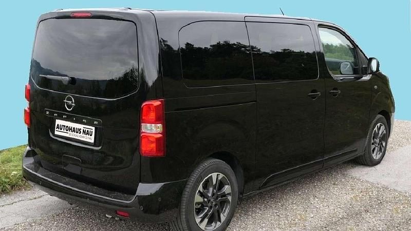 Neu Opel Zafira 179 PS (131 kW) 2026 Karbon schwarz Van / Kleinbus
