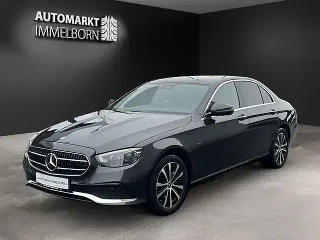 Gebraucht Mercedes E300 320 PS (235 kW) 2020 Graphitgrau Limousine