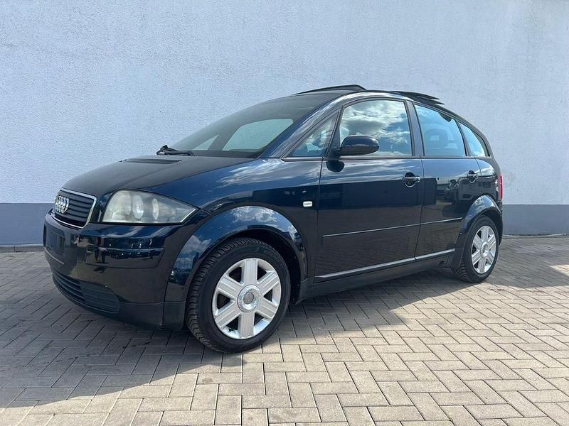 Usata Audi A2 75 CV (55 kW) 2004 Blu Utilitaria