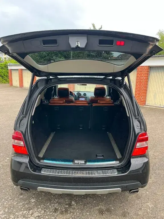 Gebraucht Mercedes ML420 Edition 306 PS (225 kW) 2007 Schwarz SUV