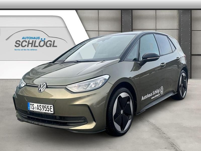 Gebraucht VW ID.3 Pro 150 kW (204 PS) 2025 Grün Kleinwagen