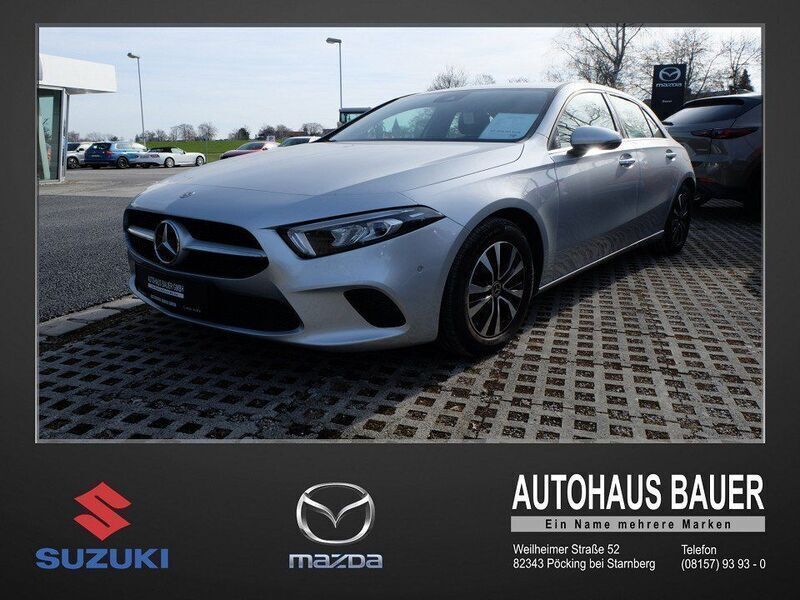 Silber Gebraucht 2021 Mercedes A200 Limousine | 23.640 € (Fairer Preis) - Bild 1/4