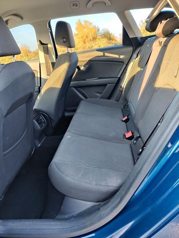 Gebraucht Seat Leon Style 105 PS (77 kW) 2015 Blau Limousine