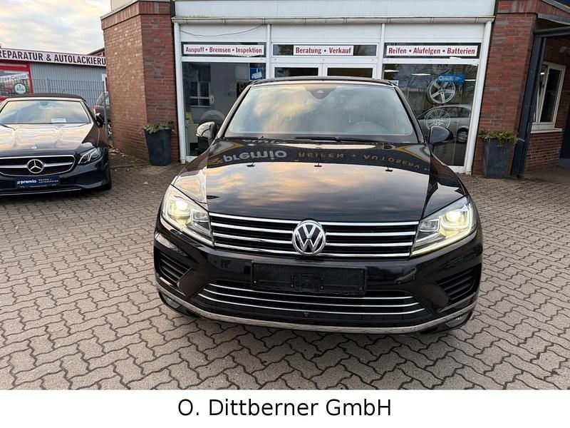 Gebraucht VW Touareg Terrain Tech 262 PS (192 kW) 2015 Schwarz SUV
