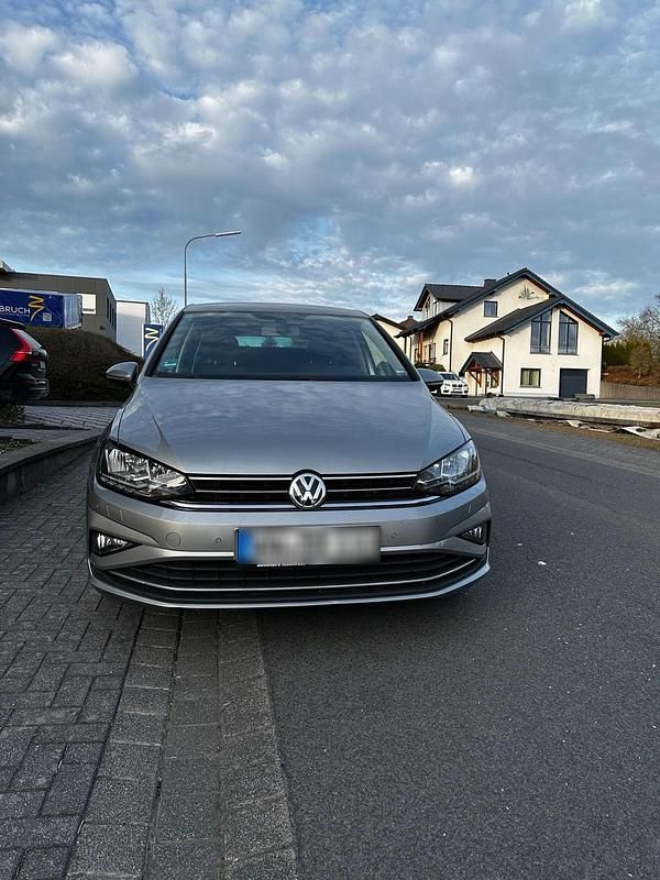 Gebraucht VW Golf VII 150 PS (110 kW) 2018 Silber Kombi