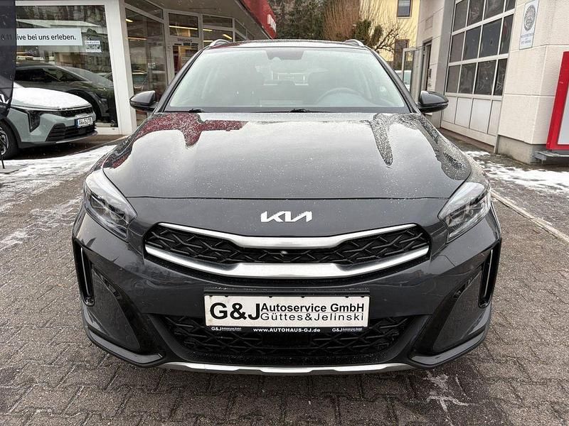 Gebraucht Kia XCeed Vision 141 PS (103 kW) 2022 (h8g) pentametal met. SUV