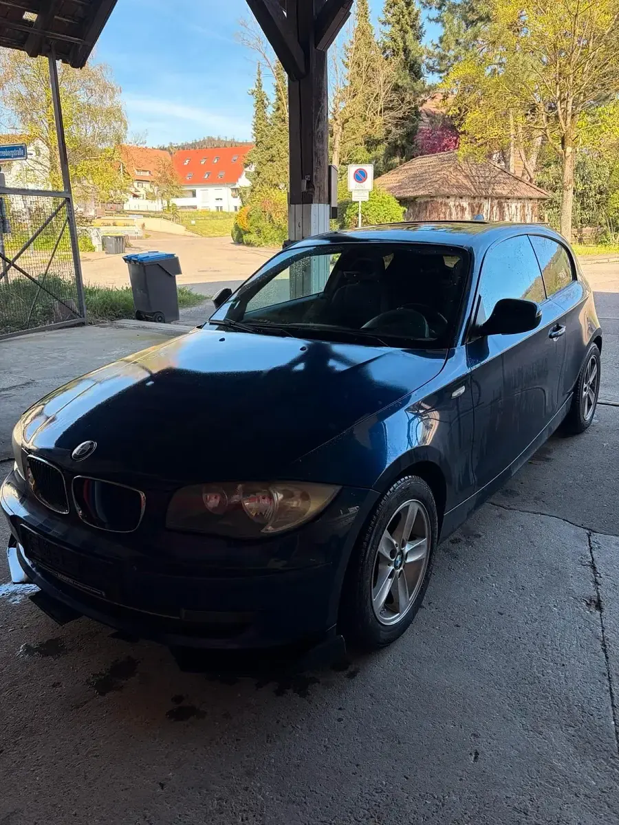 Gebraucht BMW 118 143 PS (105 kW) 2011 Braun Kleinwagen