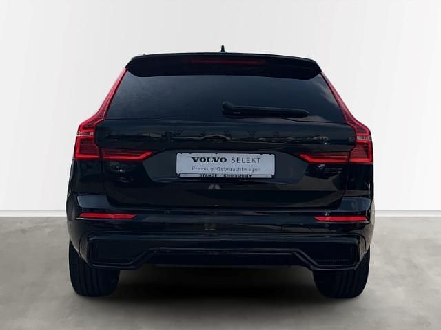 Gebraucht Volvo XC60 Plus 250 PS (183 kW) 2024 Onyx black (metallic) SUV