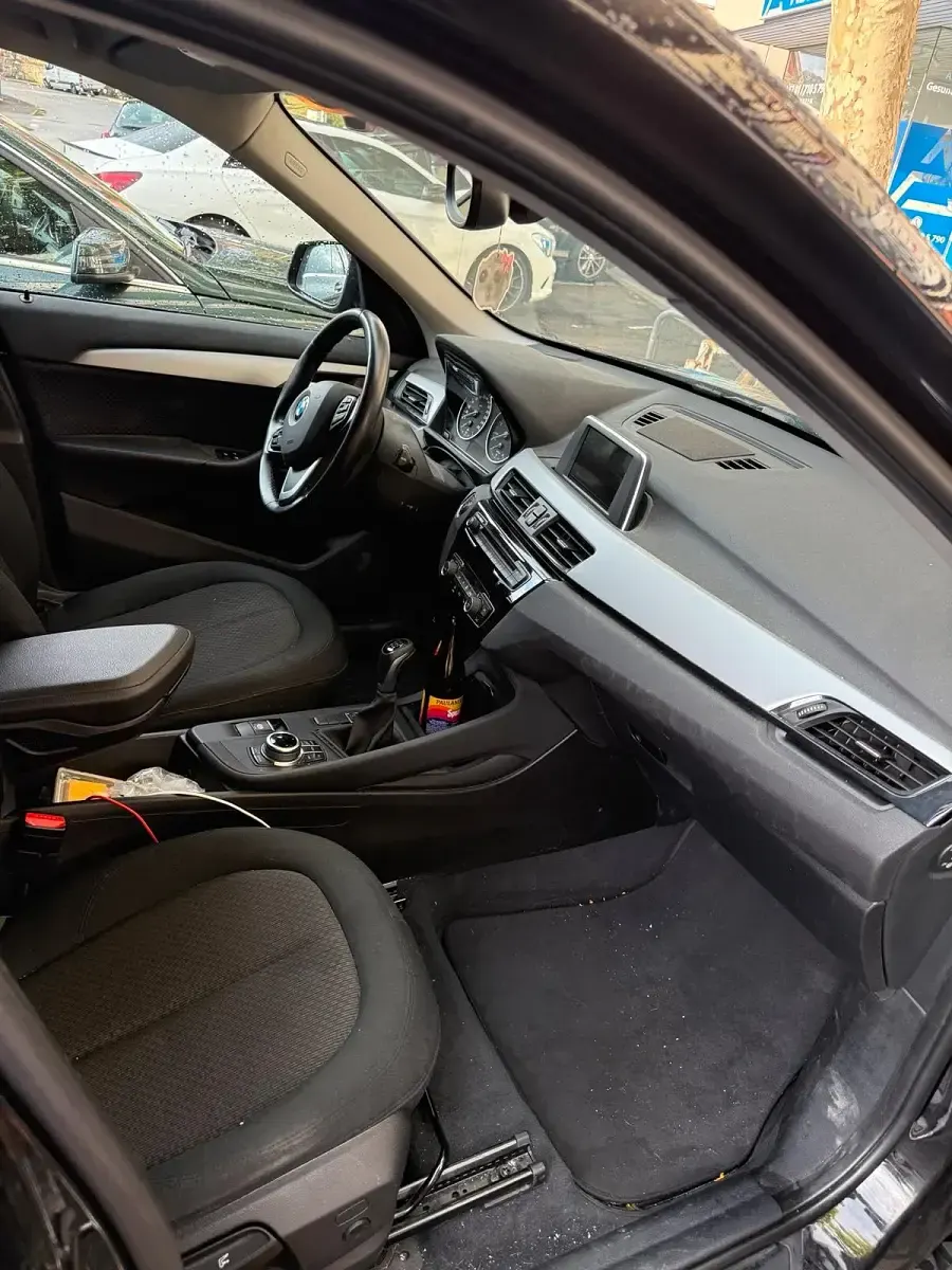 Gebraucht BMW X1 140 PS (102 kW) 2016 Schwarz SUV