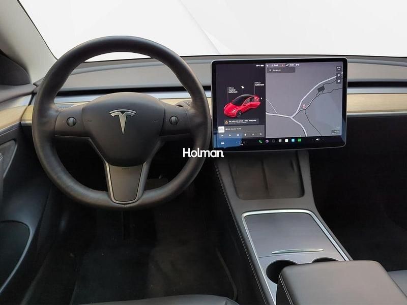 Gebraucht Tesla Model 3 Standard Range Plus 239 kW (325 PS) 2021 Rot Limousine
