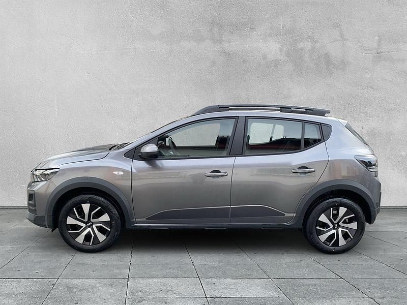 Neu Dacia Sandero Expression 110 PS (80 kW) 2026 Grau Kleinwagen