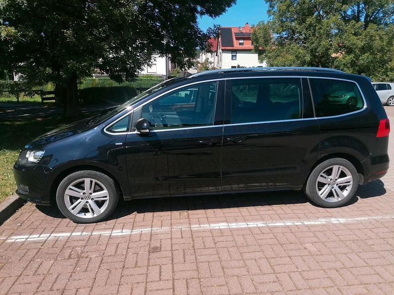 Gebraucht VW Sharan 170 PS (125 kW) 2012 Schwarz Van / Kleinbus