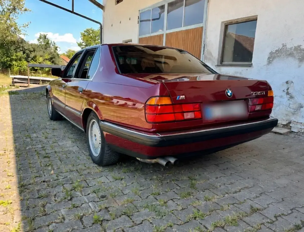 Gebraucht BMW 735 211 PS (155 kW) 1991 Rot Limousine